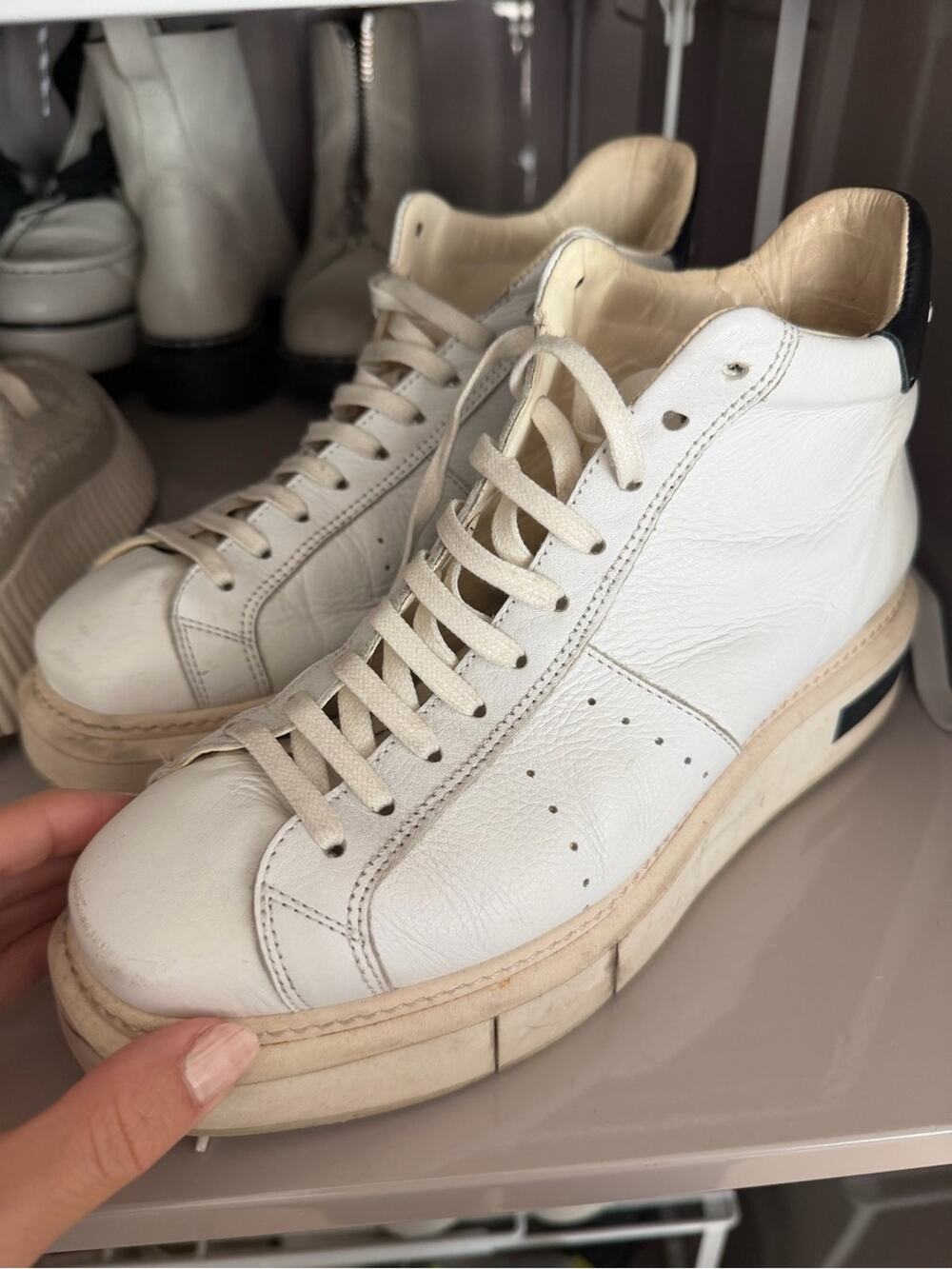 🗽Paloma Barcelo White Leather High-Top Sneakers with Black Heel Accent